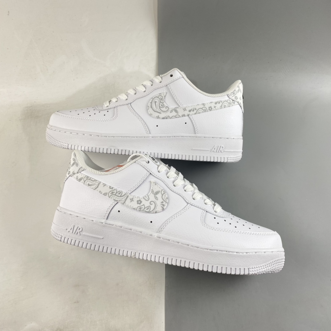 P200  Nike Air Force 1’07 Low  空军一号低帮休闲板鞋 DJ9942-100