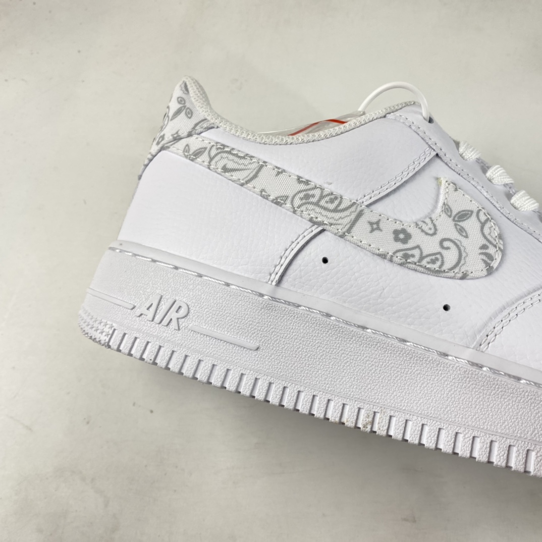 P200  Nike Air Force 1’07 Low  空军一号低帮休闲板鞋 DJ9942-100