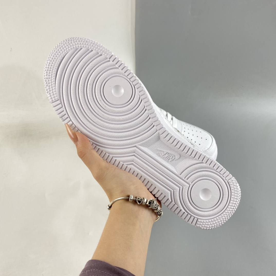 P300  Nike Air Force 1   LV 空军一号官方同步原装级别