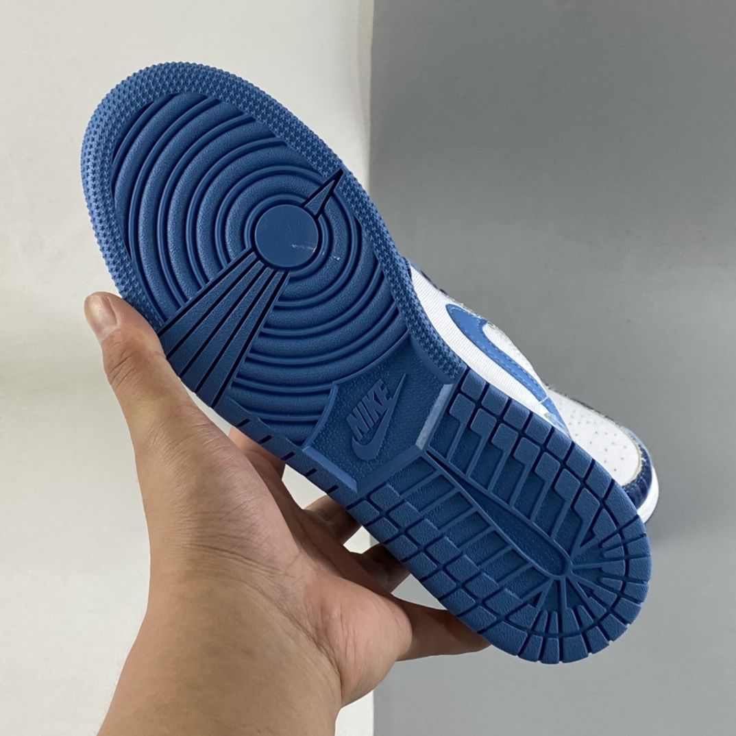 P240  Air Jordan 1 Low AJ1低帮时尚休闲板鞋 DM8947-100