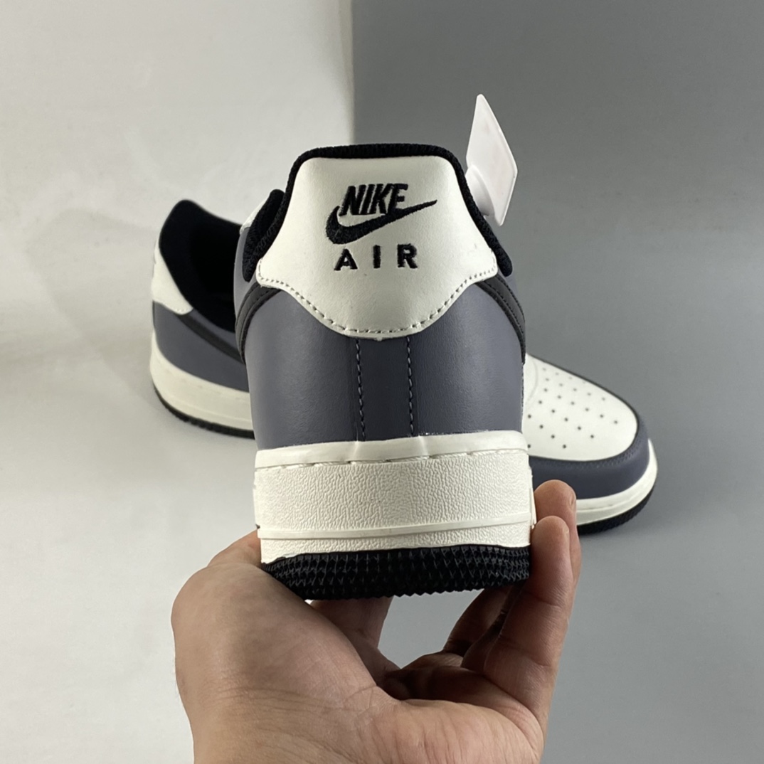 P220  Nike Air Force 1’07 Low 米白碳灰黑 空军一号低帮休闲板鞋 DD3063-608