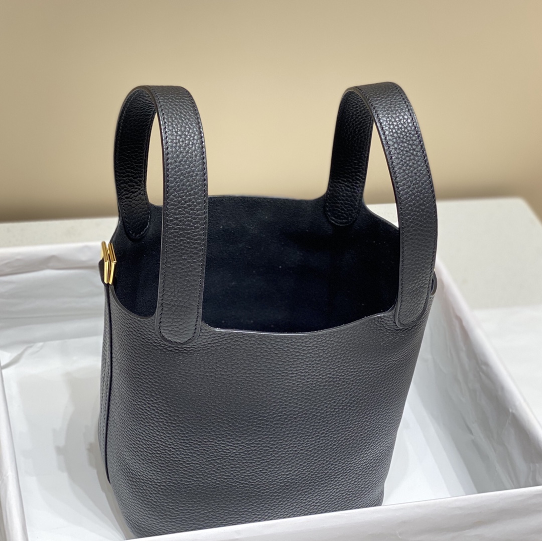 Hermès Picotin Lock 18 Black Leather Handbag - Minimalist Chic 9 i1656753679 9816 8