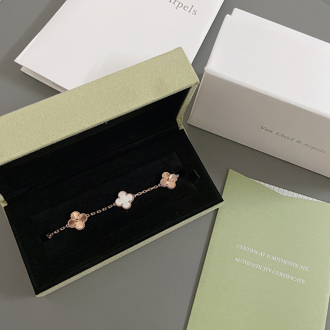 Vacheron Constantin Haute Couture Haute Couture Fine Jewelry Necklace