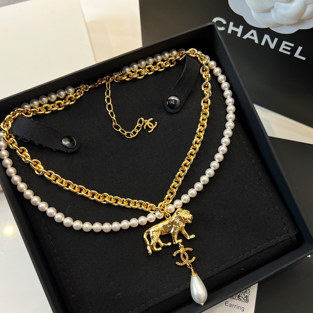 新款☑️CHANEL香奈儿双c珍珠狮子🦁项链