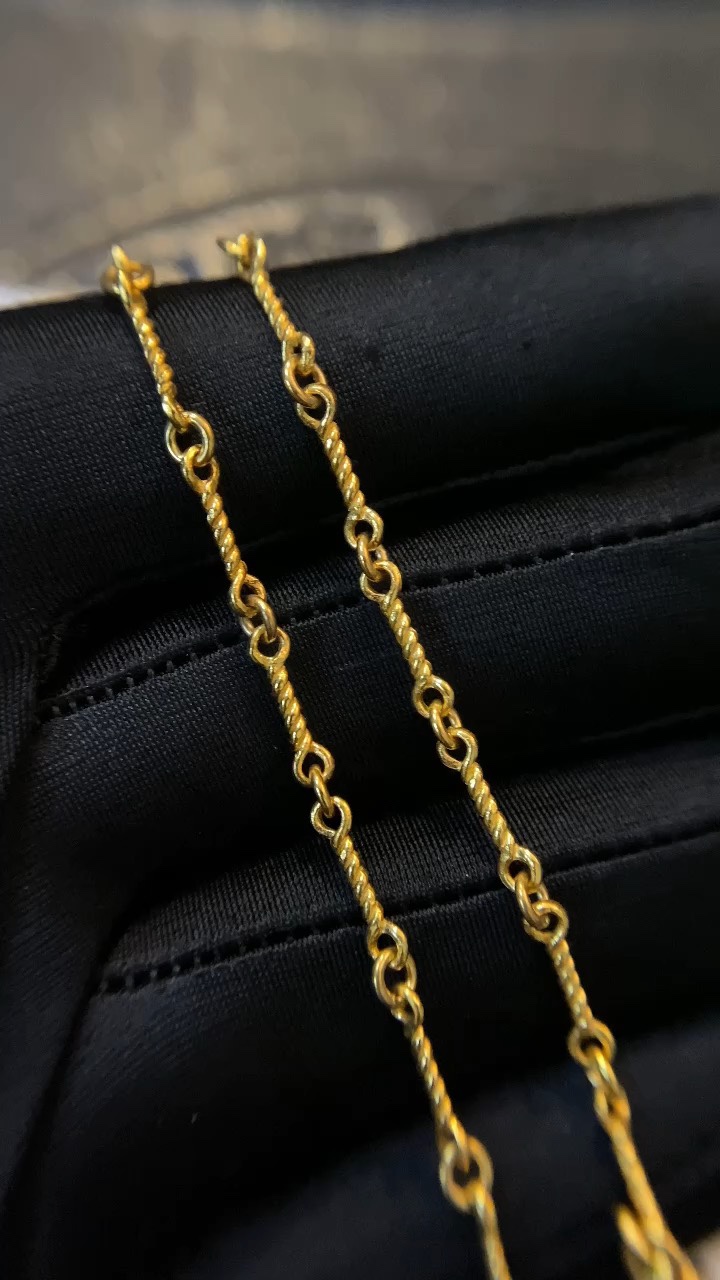 Custom Gold-Plated Diamond Setting, Necklace Pendant