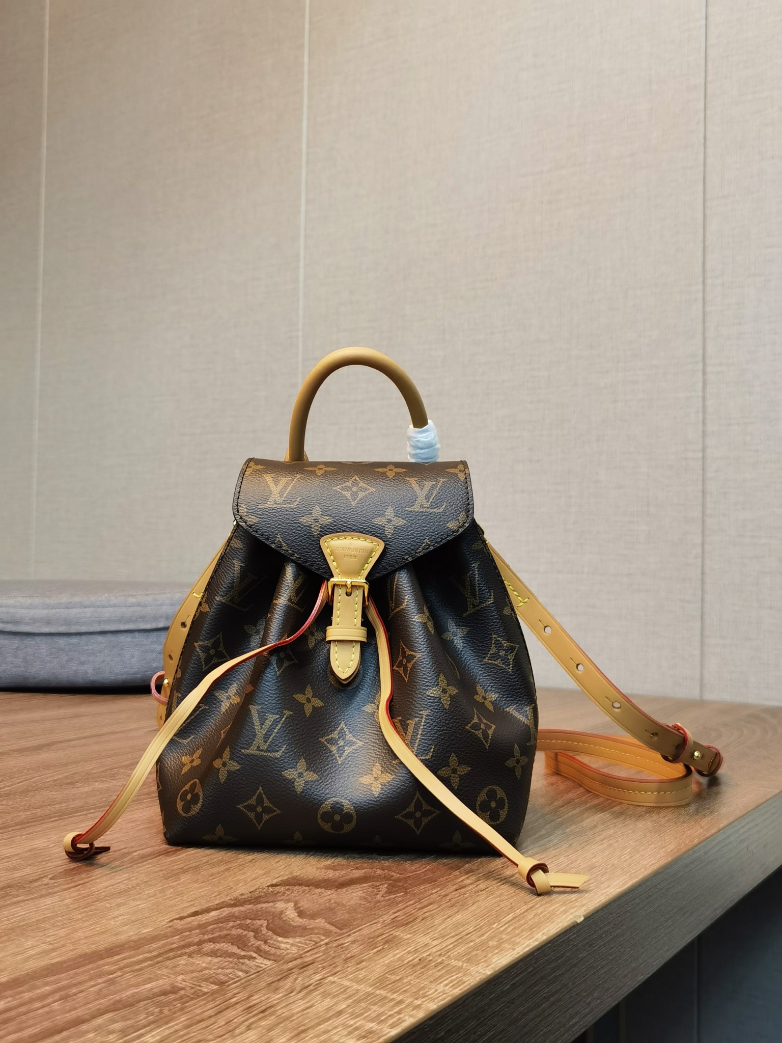 Louis Vuitton LV Montsouris Bags Backpack sell Online
 Black Yellow Monogram Canvas Calfskin Cowhide M45502