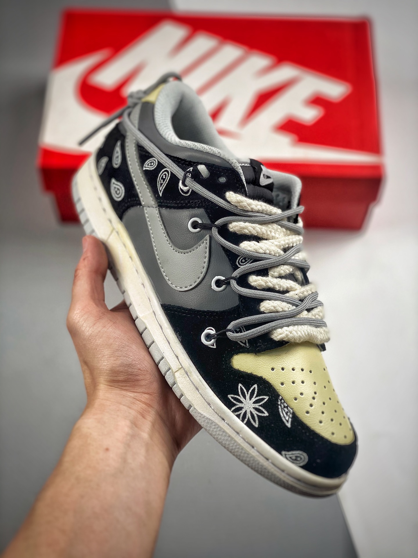 -4 Nike SB Dunk Low "Video Game" tema videojuego correa deconstrucción gran fábrica puro original lanzamiento real foto…