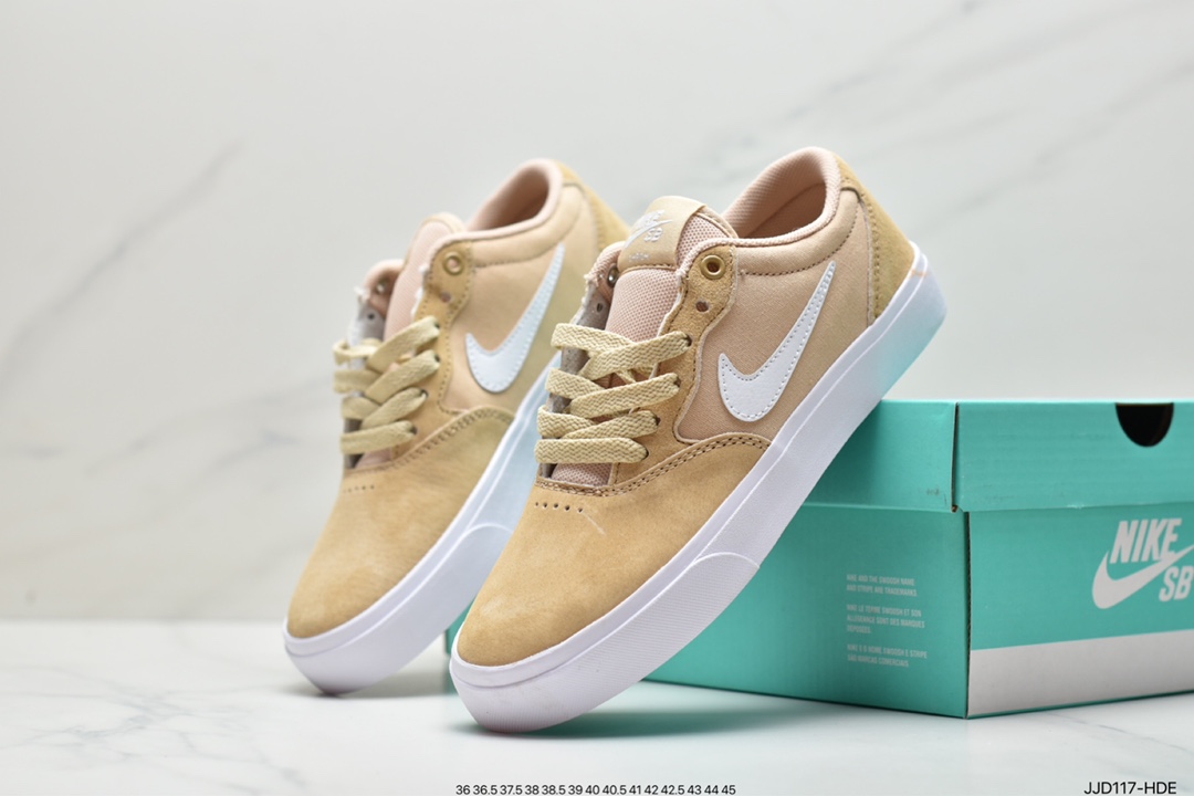 130 耐克Nike SB Chron Solarsoft 百搭单品 板鞋 CD6278-002