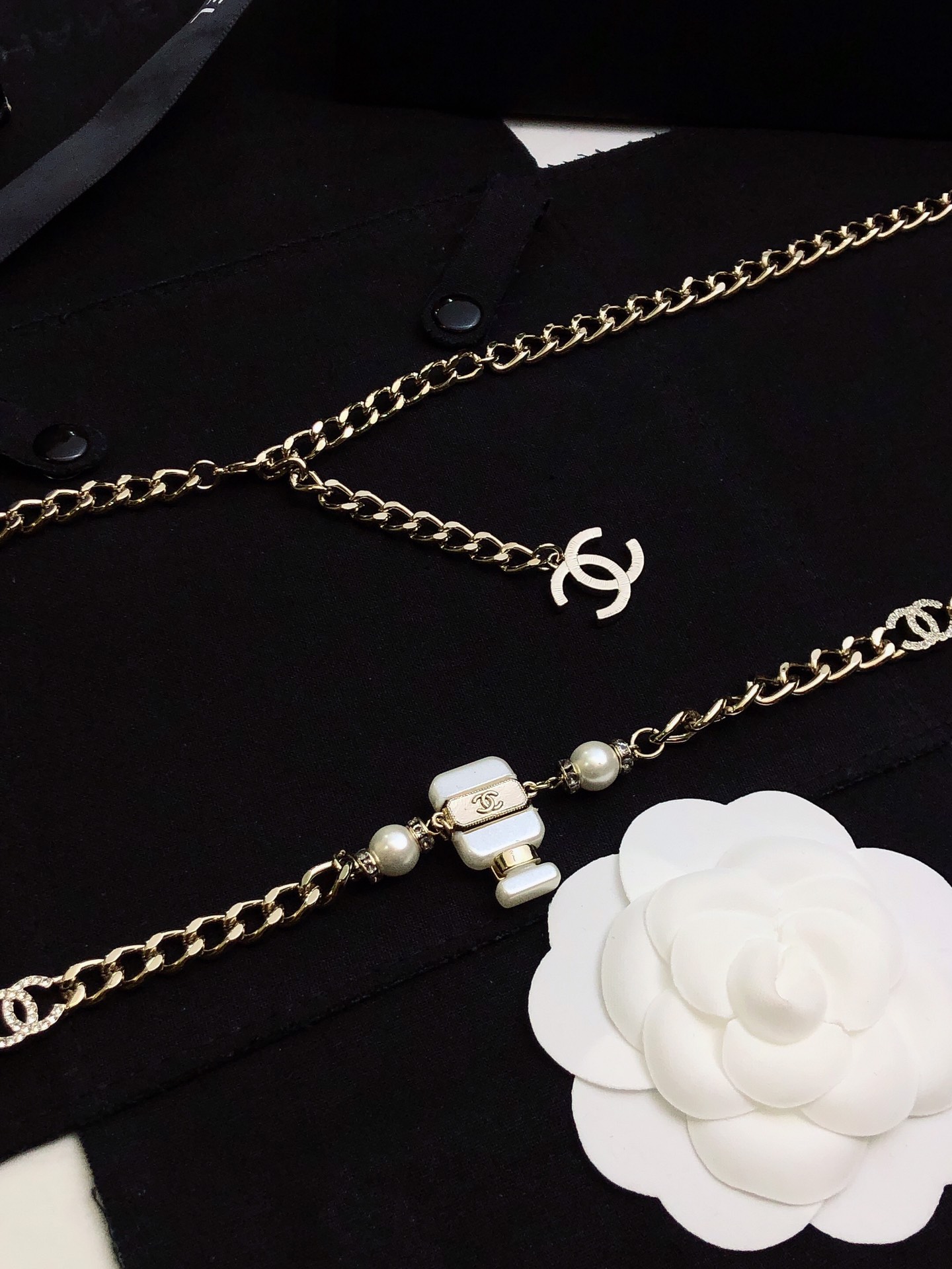Chrome Hearts ch@nel香水瓶圆珠cc腰链·定制醇厚珠光白色 高级树脂材质 成本hin高·香水瓶上面流苏链条双c