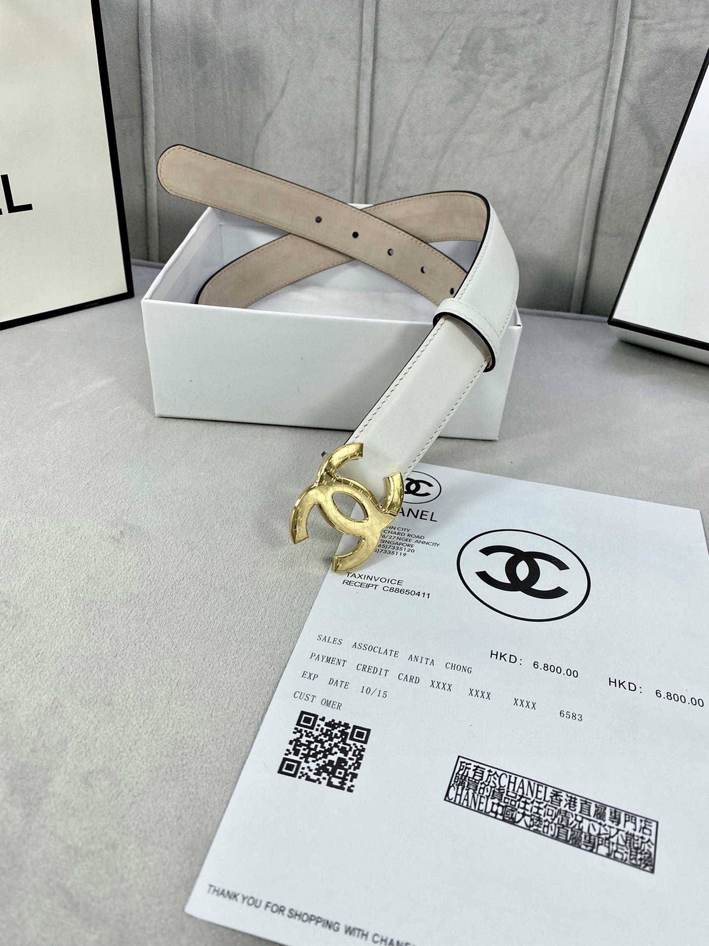  宽度3.0cm Chanel （香奈儿）特级进口小牛皮内衬原版磨砂底，饰有金 银色花纹金属logo花纹