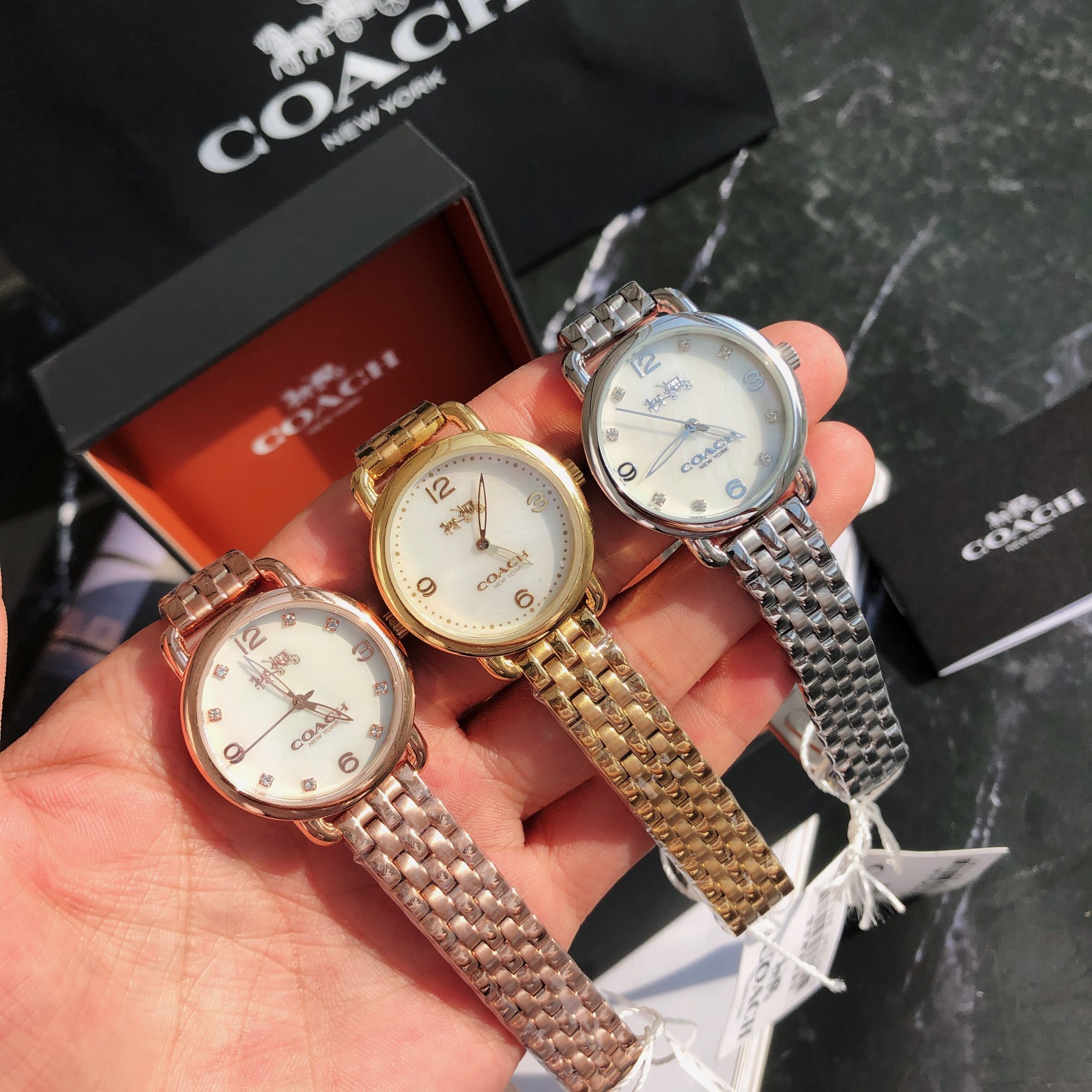 Часы Coach
