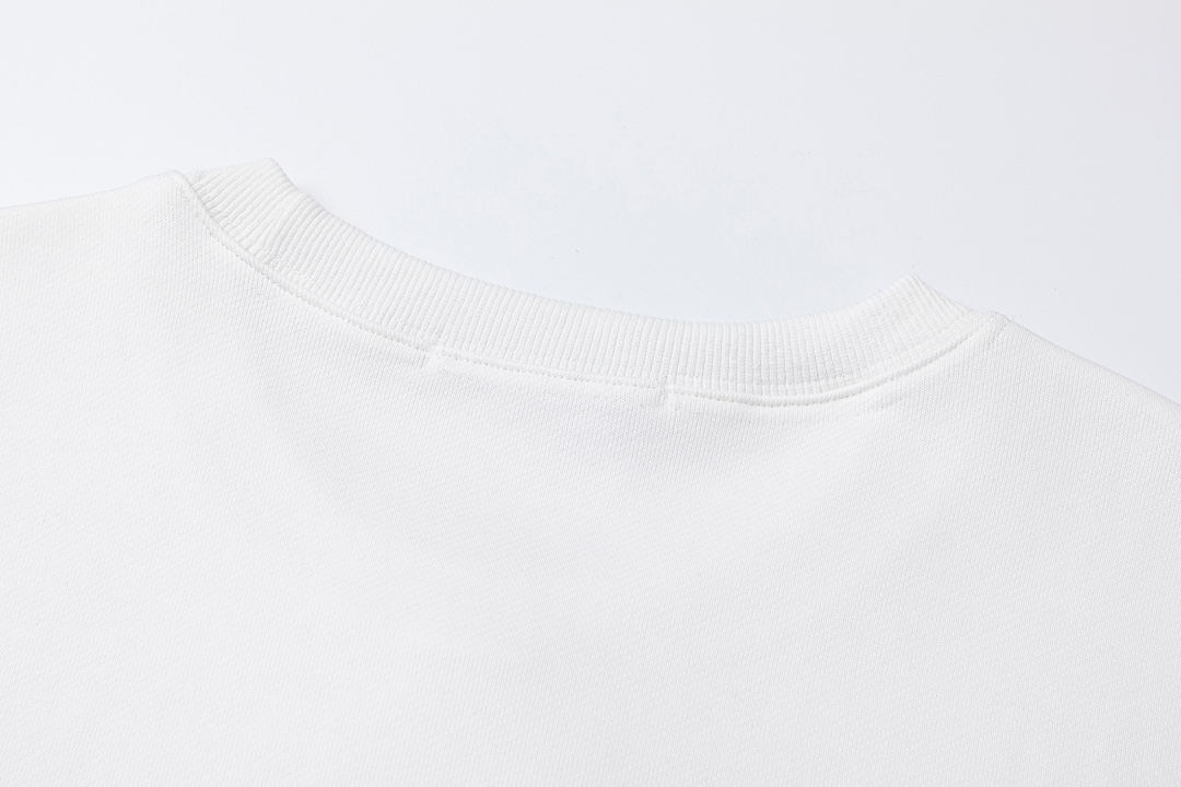 RD703 Giventchy Limited Edition Black/White Digital Print Cabinet for Men and Women - 图片 4