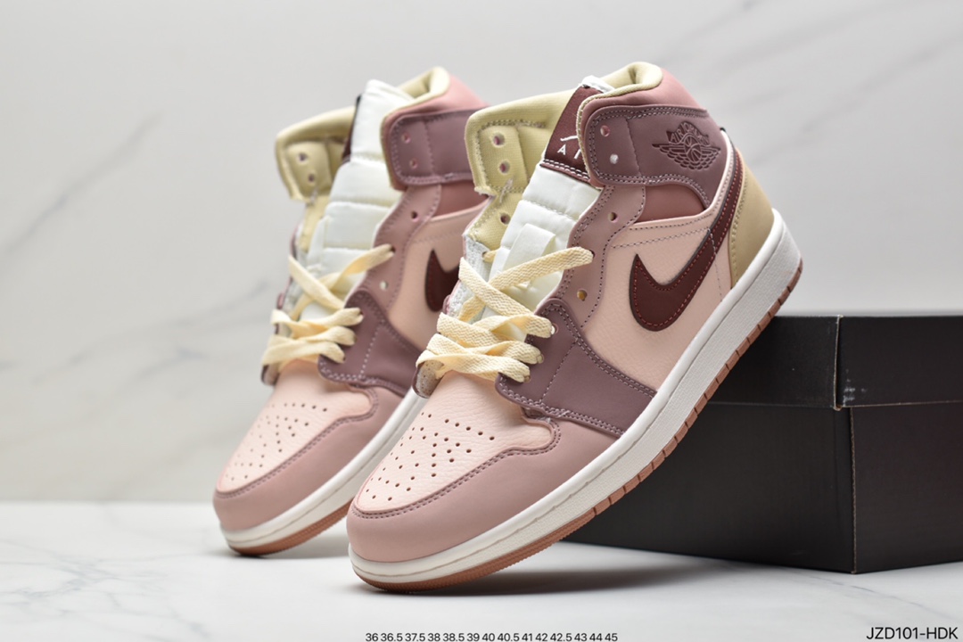 140 耐克 Air Jordan 1 Mid”Court Purple”AJ1乔丹一代中帮篮球鞋554724-201
