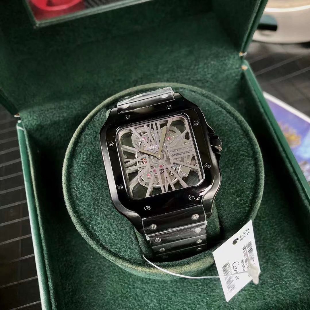 Cartier カルティエ 高級感あふれる メンズ43mm 鑲嵌デザイン腕時計