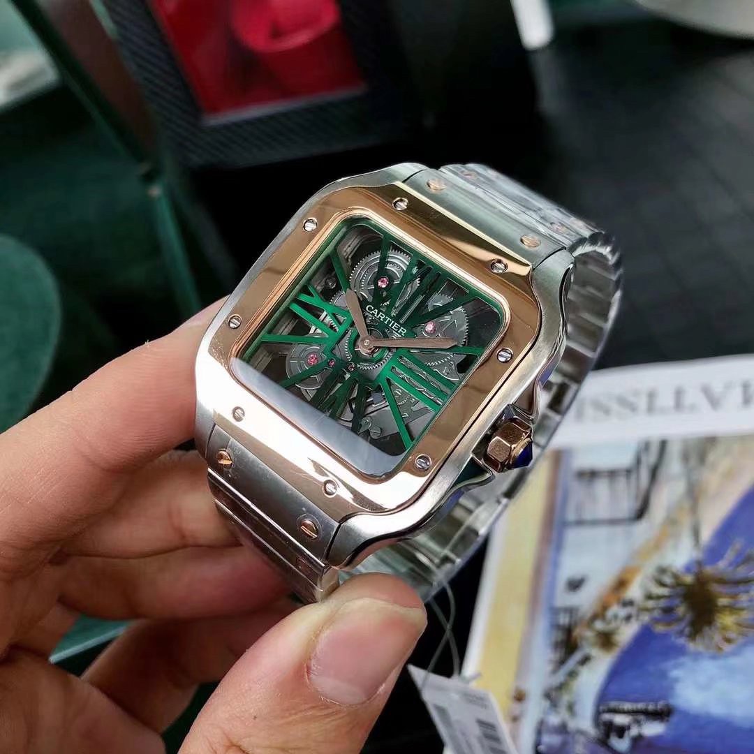 Cartier カルティエ 豪華な大気を放つリューズデザイン腕時計