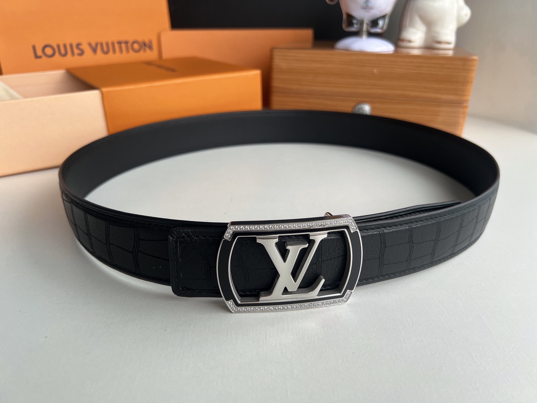 LV/路易威登   金属扣实心钢树脂工艺镶嵌男士4.0腰带