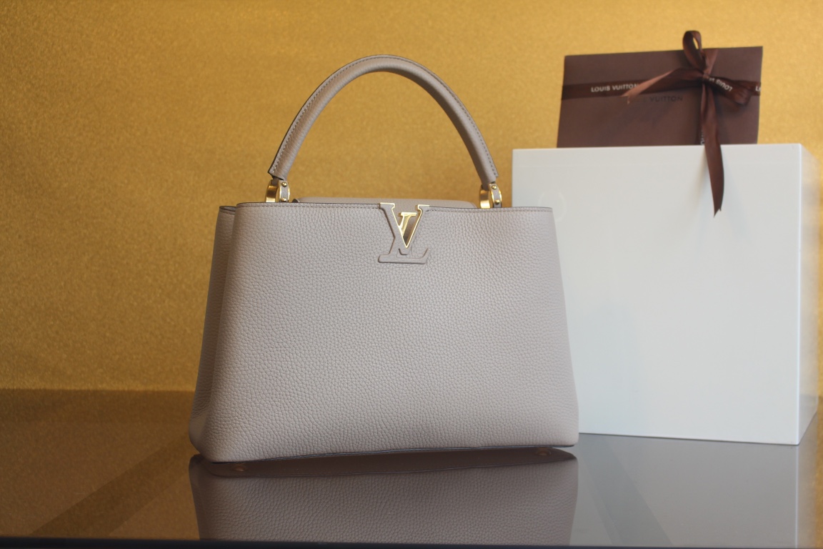 Louis Vuitton Crossbody & Shoulder Bags Polishing M48868
