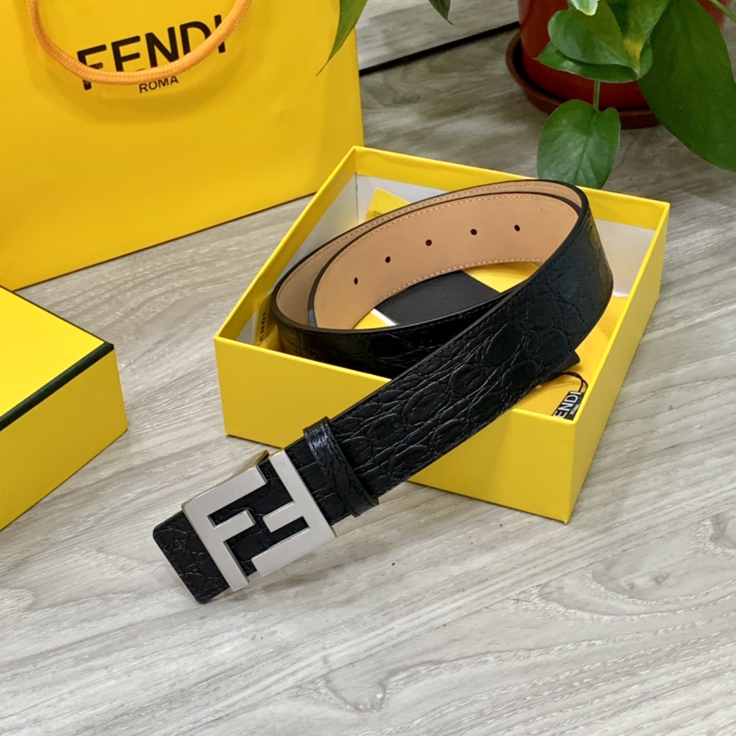 FENDl芬迪宽40MM双面原版小牛