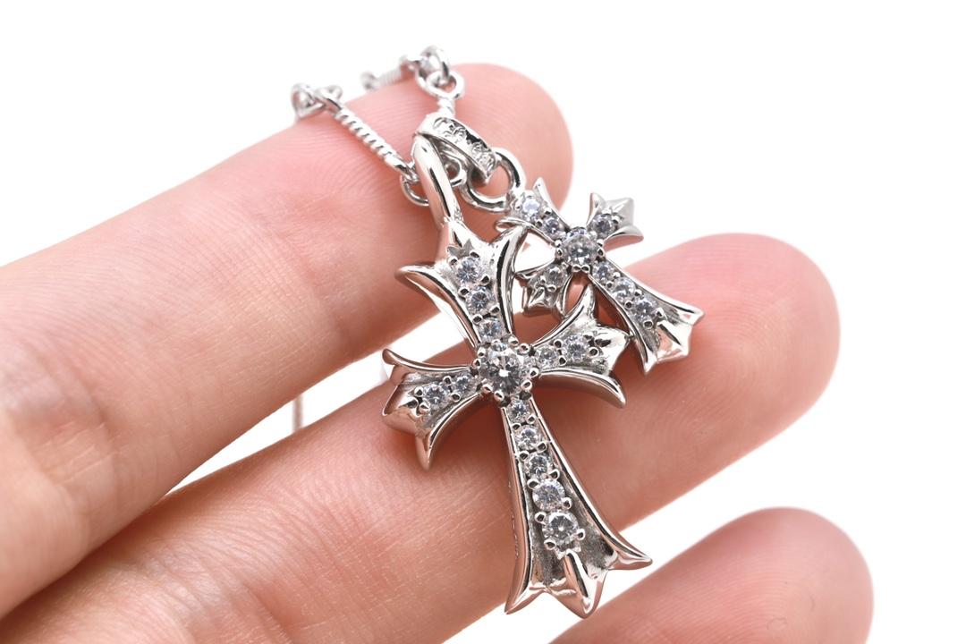 Chrome Hearts 𝐡𝐞𝐚𝐫𝐭𝐬克罗心 镀18K金双十字架项链