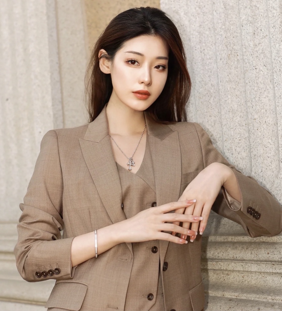 Chrome Hearts 𝐡𝐞𝐚𝐫𝐭𝐬克罗心 镀18K金双十字架项链