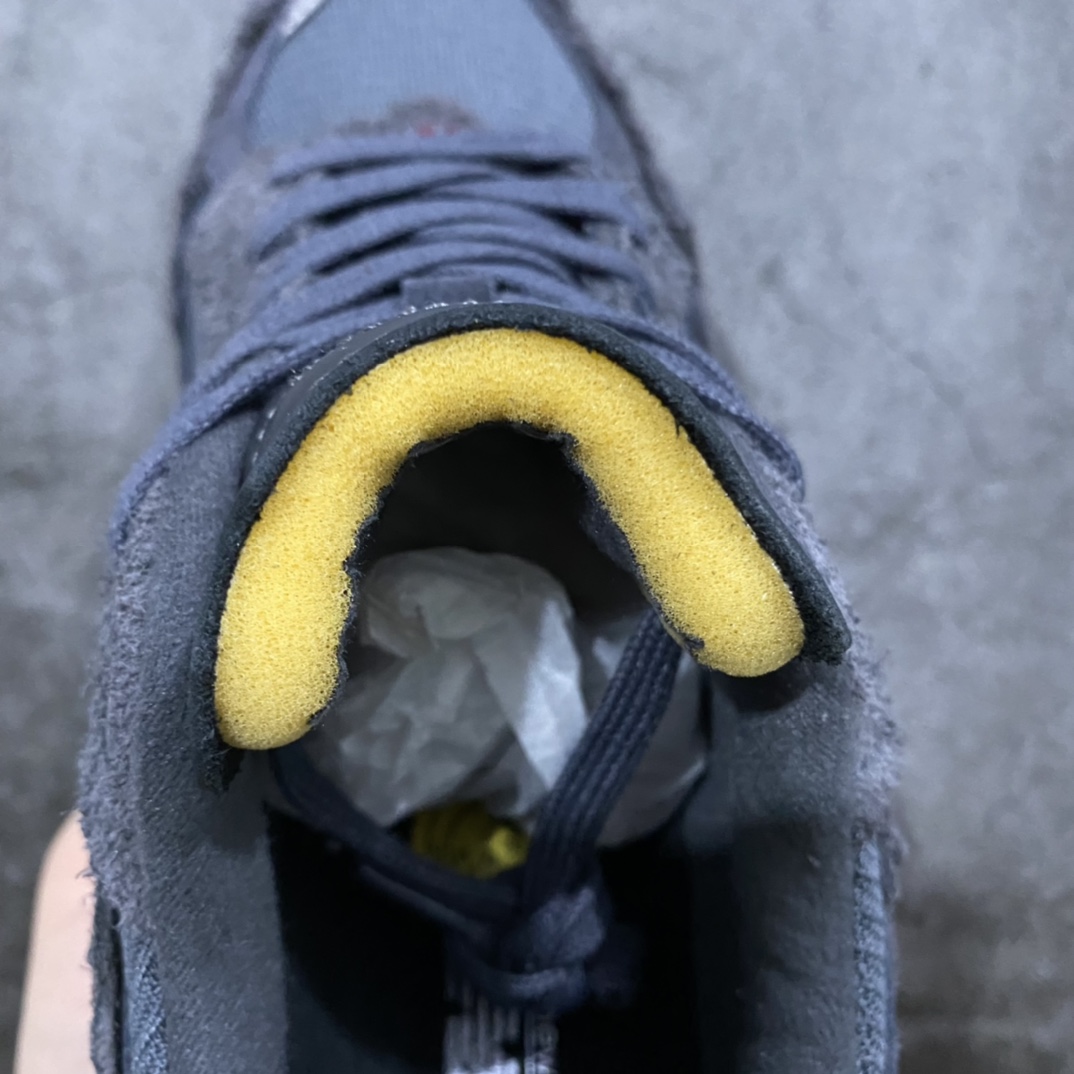 图片[5]-纯原版New Balance 新百伦 \” Refined Future \” 幻影黑 复古休闲跑步鞋 M2002RDB 原厂数据开发 原厂网纱 正确卡色皮料冲裁组合 匠心打造 耗时两个月开发完成 工艺极其复杂难度可想而知 新开独立私模大底 全网唯一正确做旧组合大底 高端零售专供产物 尺码：40 40.5 41.5 42 42.5 43 44 44.5 45 45.5 46.5-选品中心