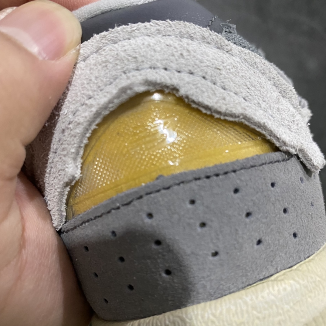 图片[2]-纯原版本 New Balance 新百伦 \” Refined Future \” 云雨灰 复古休闲跑步鞋 M2002RDA 原厂数据开发 原厂网纱 正确卡色皮料冲裁组合 匠心打造 耗时两个月开发完成 工艺极其复杂难度可想而知 新开独立私模大底 全网唯一正确做旧组合大底 高端零售专供产物 尺码：40 40.5 41.5 42 42.5 43 44 44.5 45 45.5 46.5-选品中心