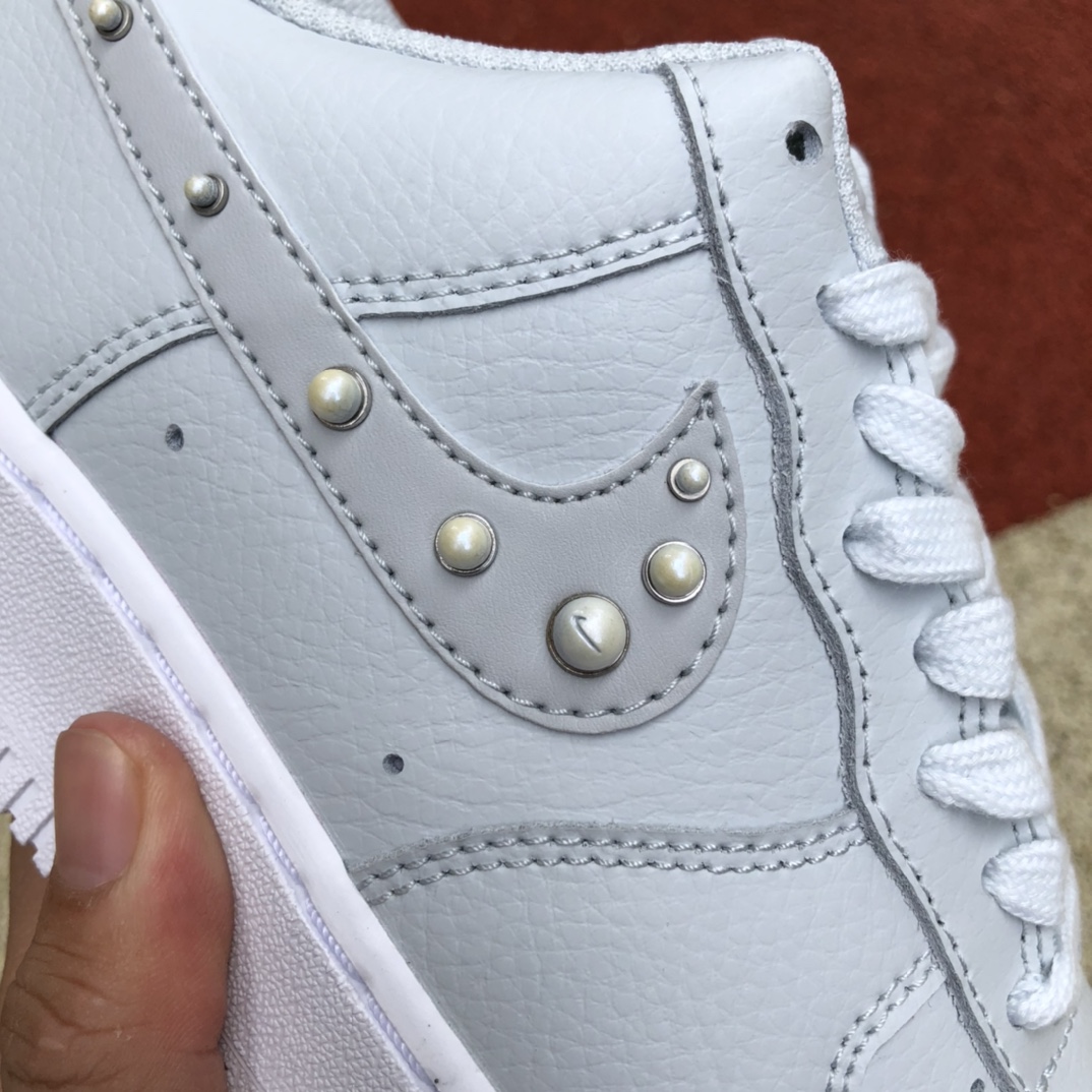 Nike Air Force 1 07 SE AF1白银珍珠休闲板鞋 DV3810-001