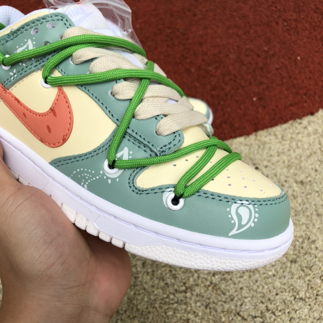 Nike Dunk Low 低帮休闲复古板鞋 DH9765-100