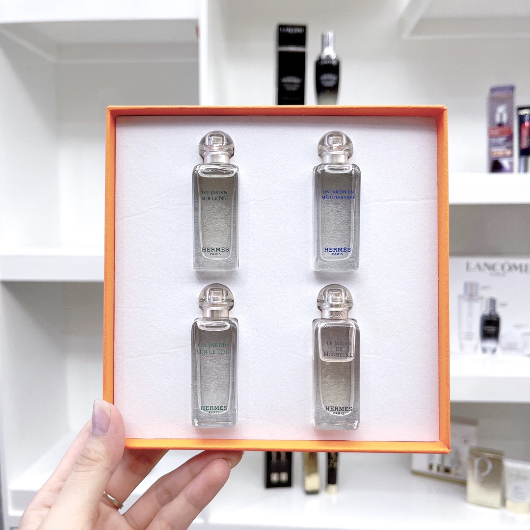 Hermes Garden Perfume Miniature Set - A Collection of Exquisite Scents 3 i1656922781 3936 2