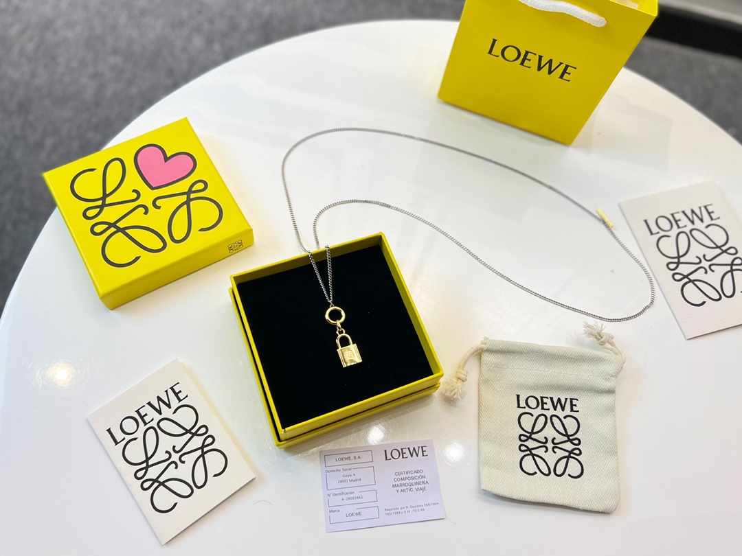 LOEWE罗意威锁头双层项链