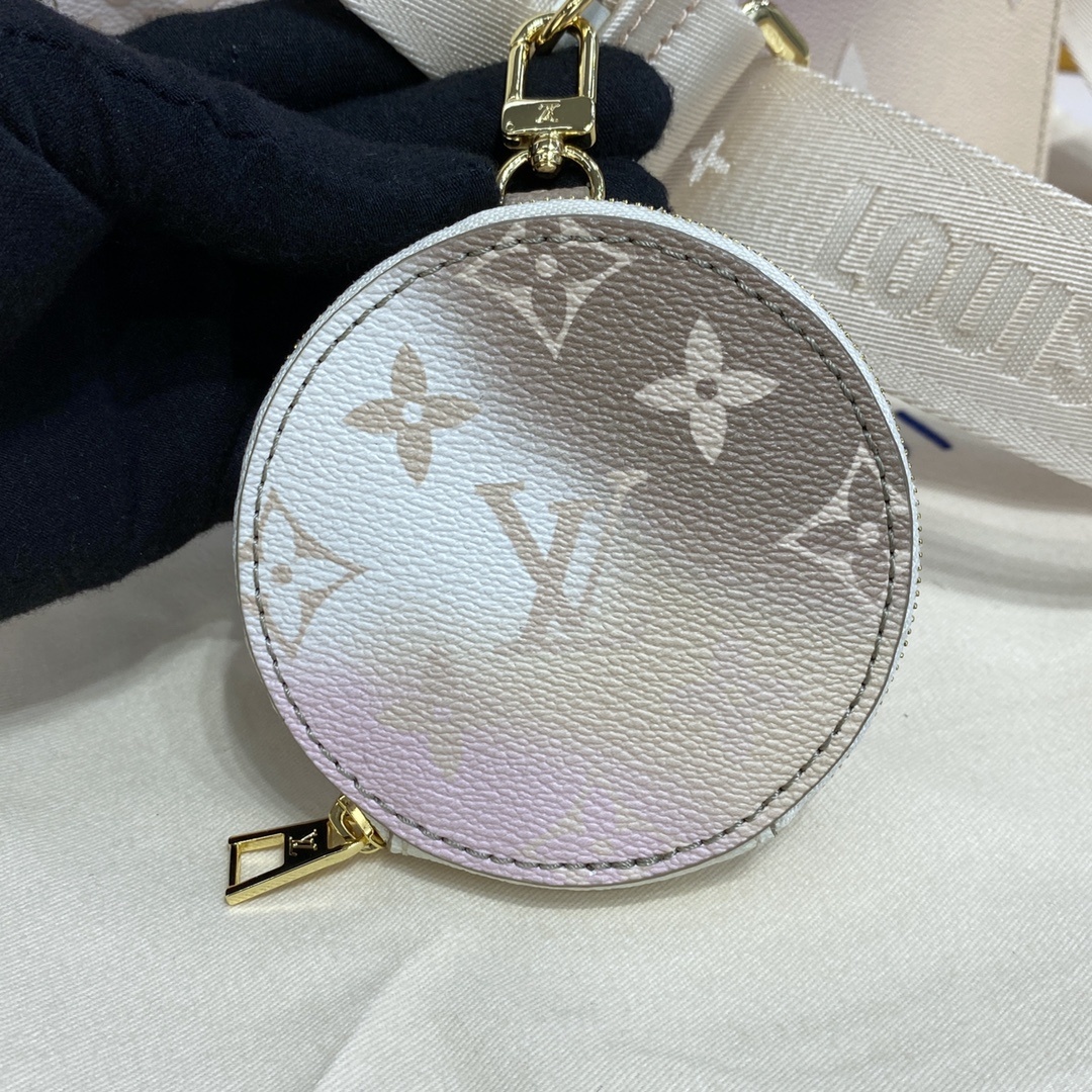 顶级原单M59856粉色M59856杏色本款OnTheGo小号手袋为Monogram帆布渲染全新渐变粉彩
