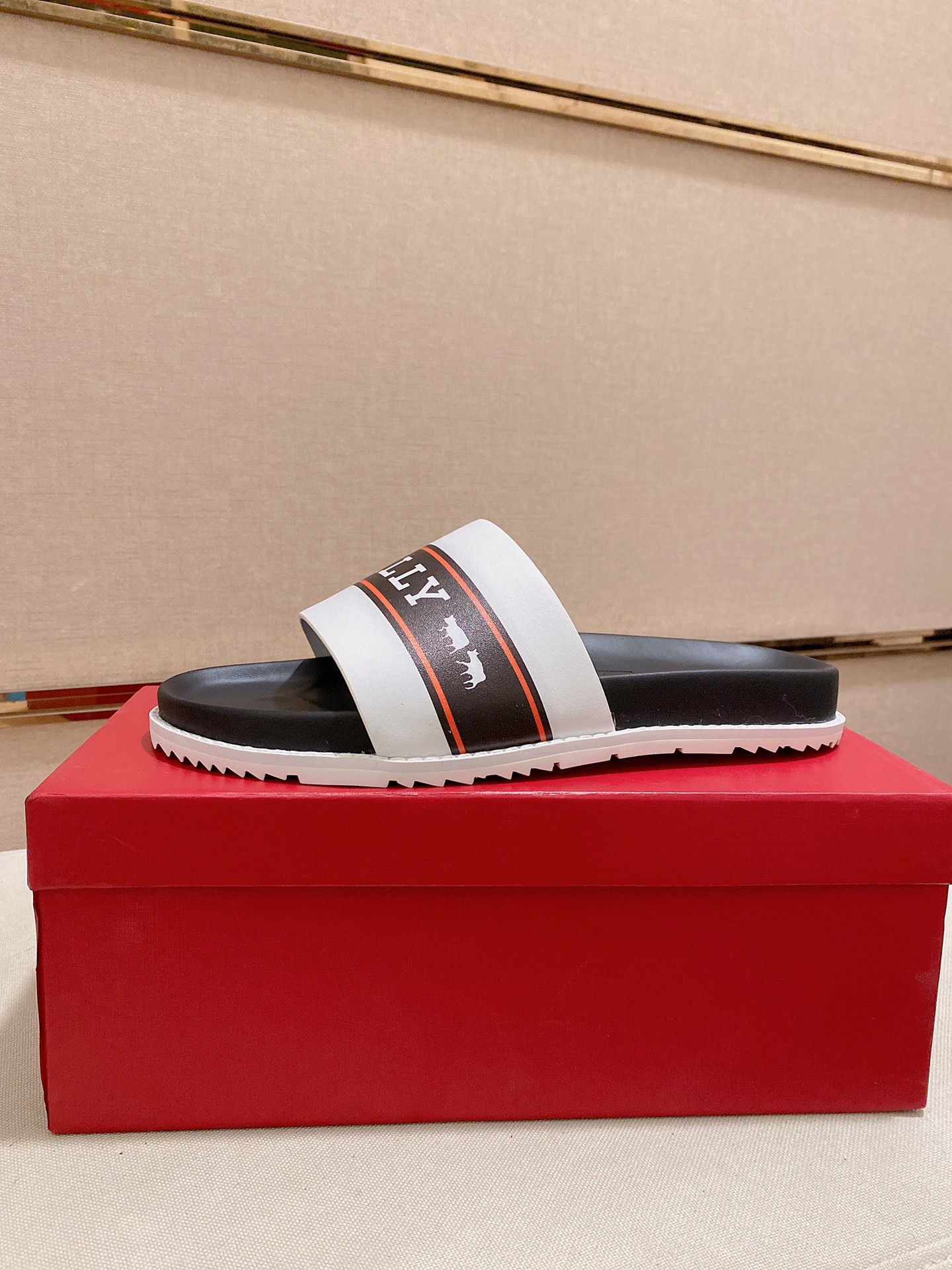 H0 BALLY 巴利 2022专柜拖鞋，原版开发，顶级版本4色可选 38-45码