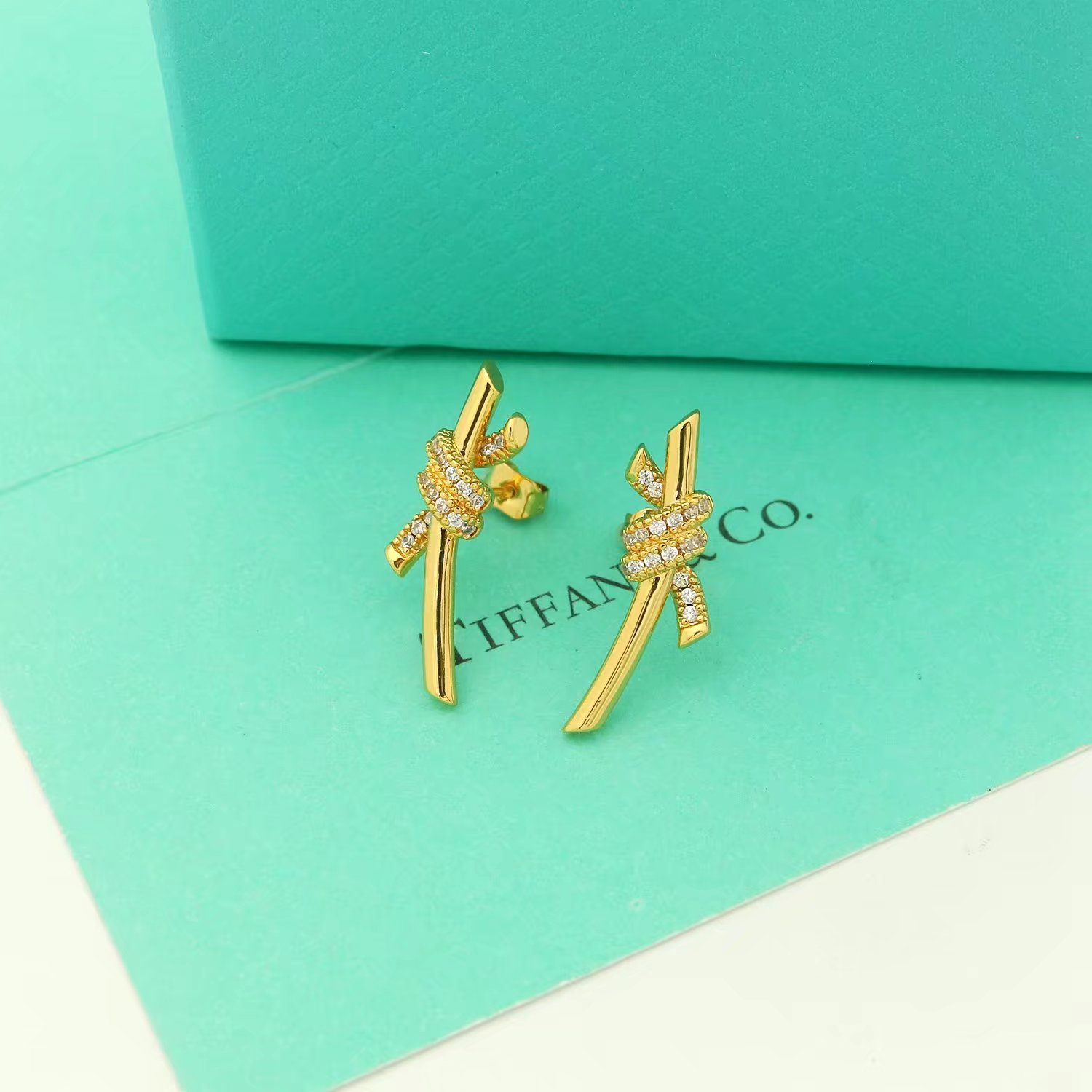 Tiffany & Co. Knot Earrings, Rose Gold, High Carbon Diamond, Fashion Jewelry 6 a1656978750368 2081