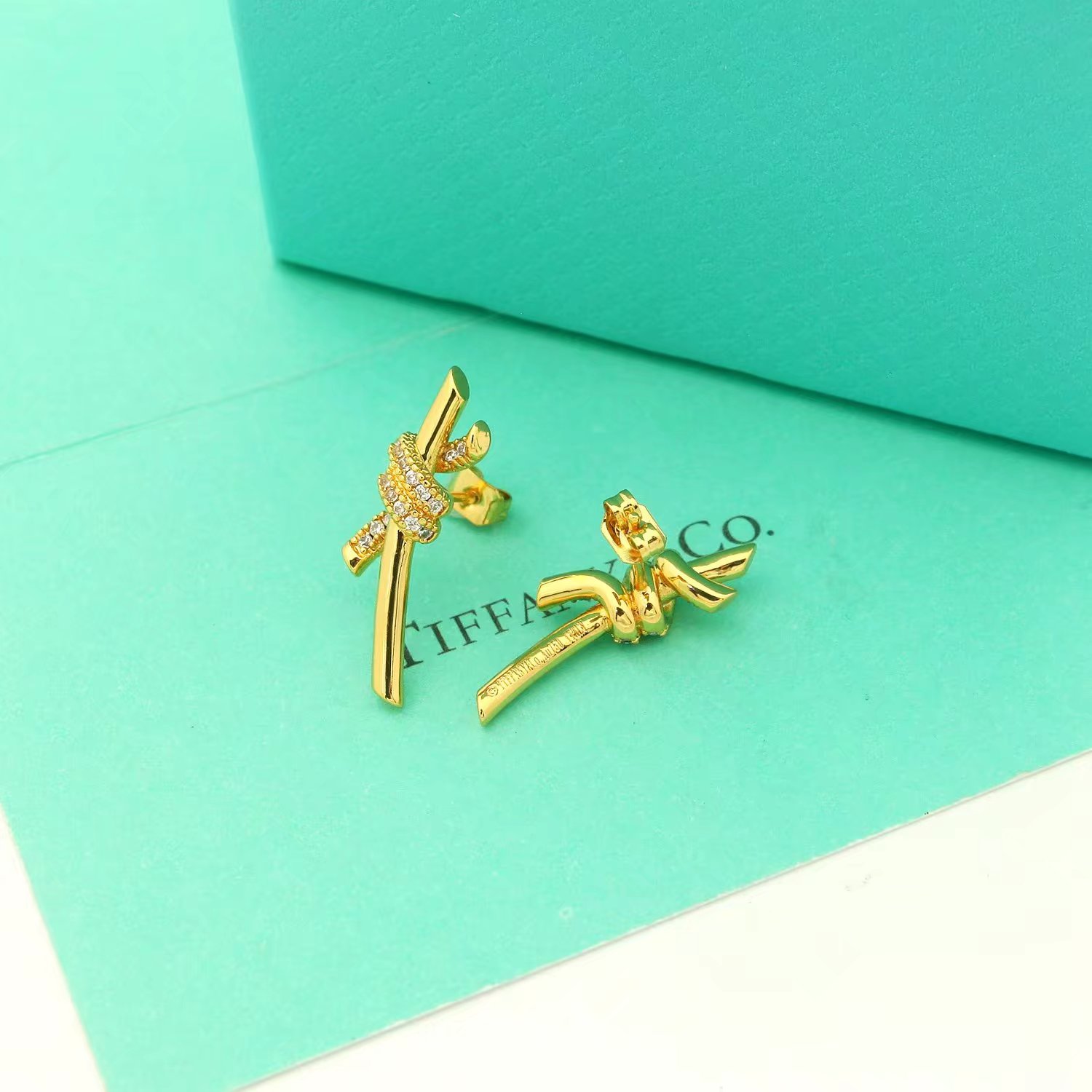 Tiffany & Co. Knot Earrings, Rose Gold, High Carbon Diamond, Fashion Jewelry 7 a1656978750375 2416