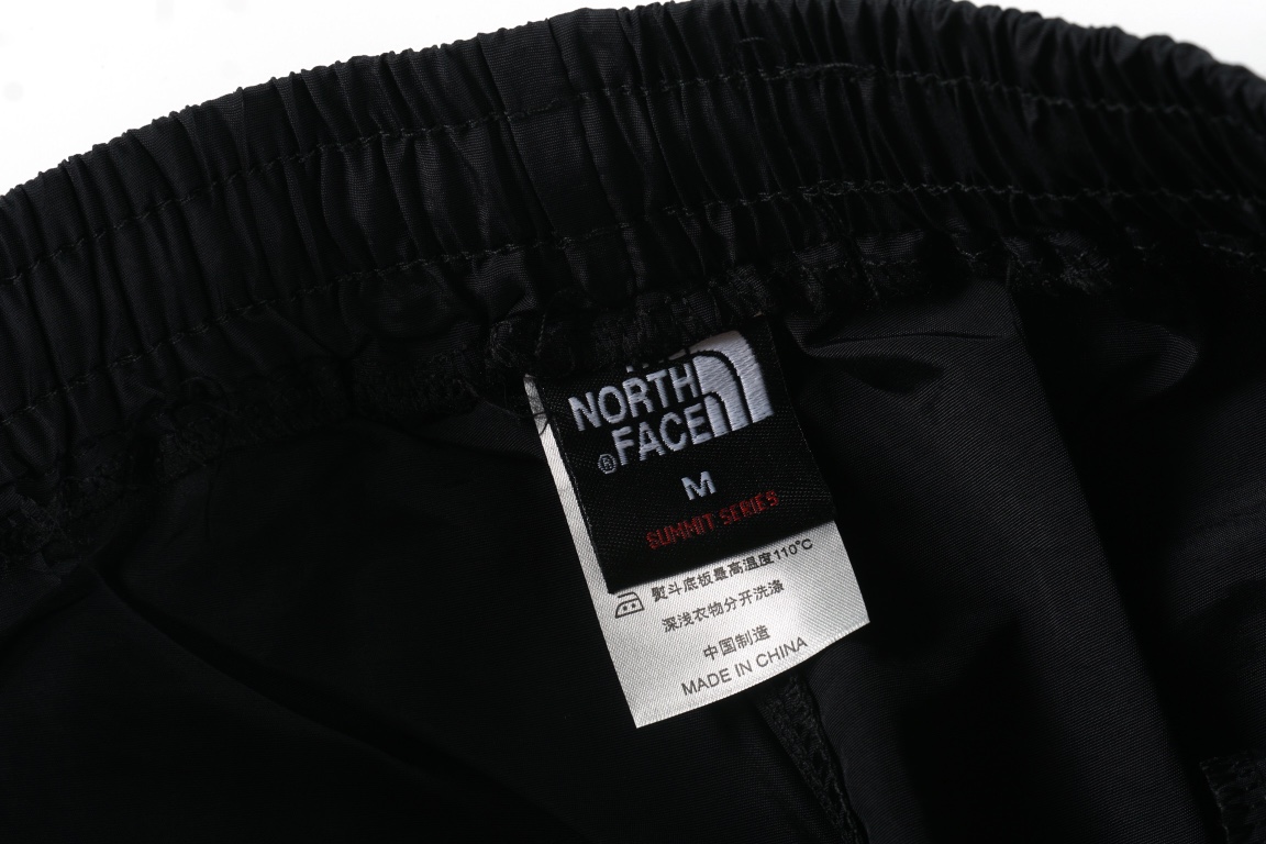 170 The North Face TNF 多口袋工装短裤