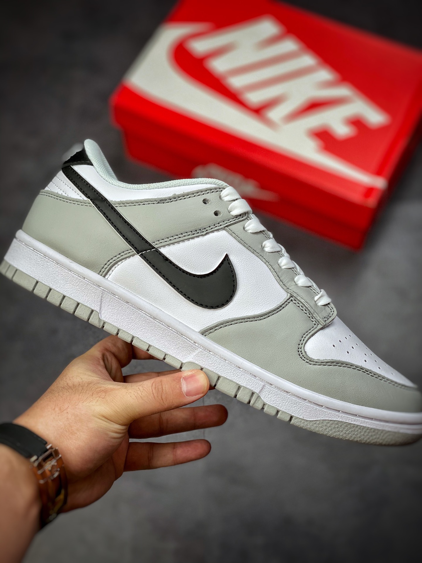 280 Nike SB Dunk Low ”Lottery”浅灰白黑刮刮乐 DR9654-001