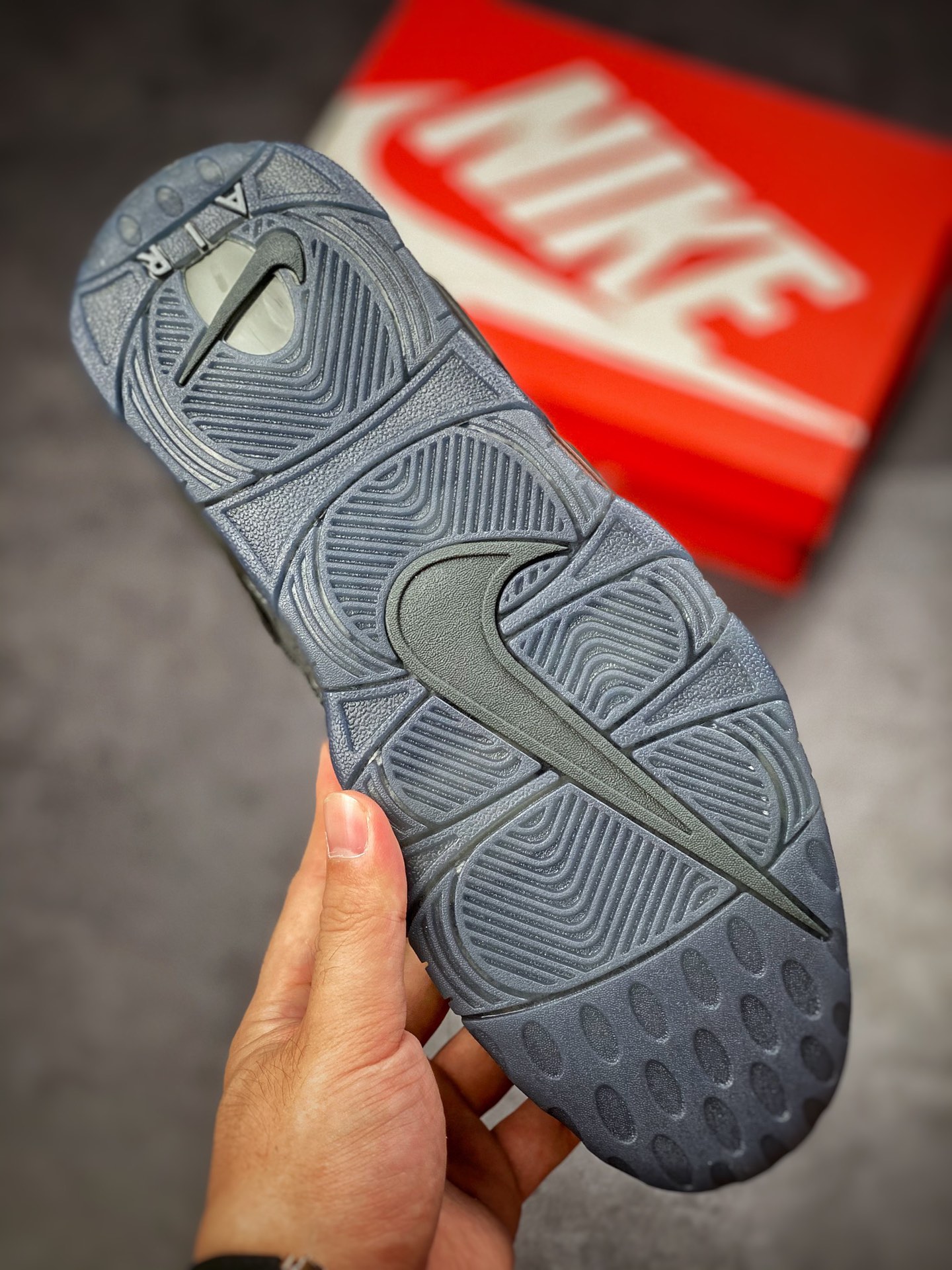260 Air More Uptempo’96 铁灰 代表着历史最高版本皮蓬 DQ5014-068