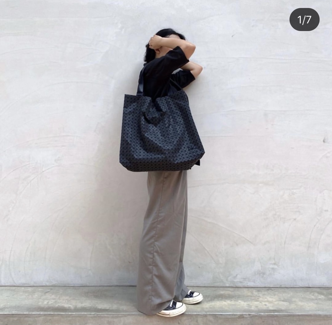 Issey Miyake BAO BAO Style Tote Bag - Lightweight & Dynamic Design 2 i1656996547 6918 0