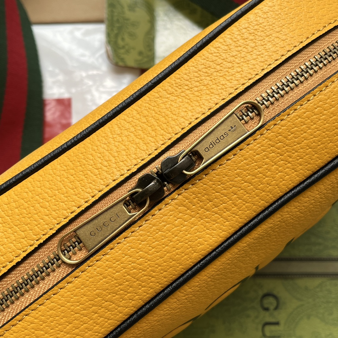 Gucci Camera bag Yellow crossbody