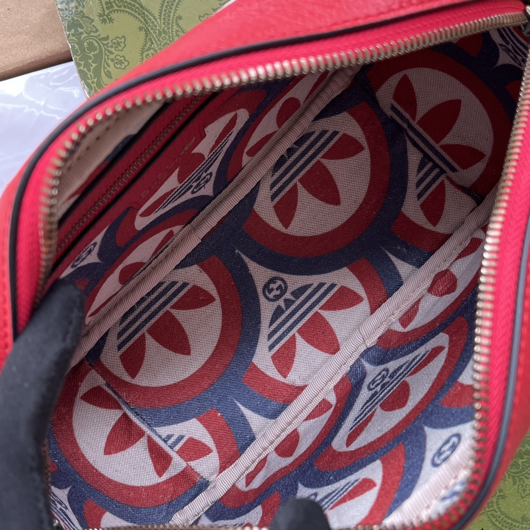 Gucci Camera bag Red crossbody
