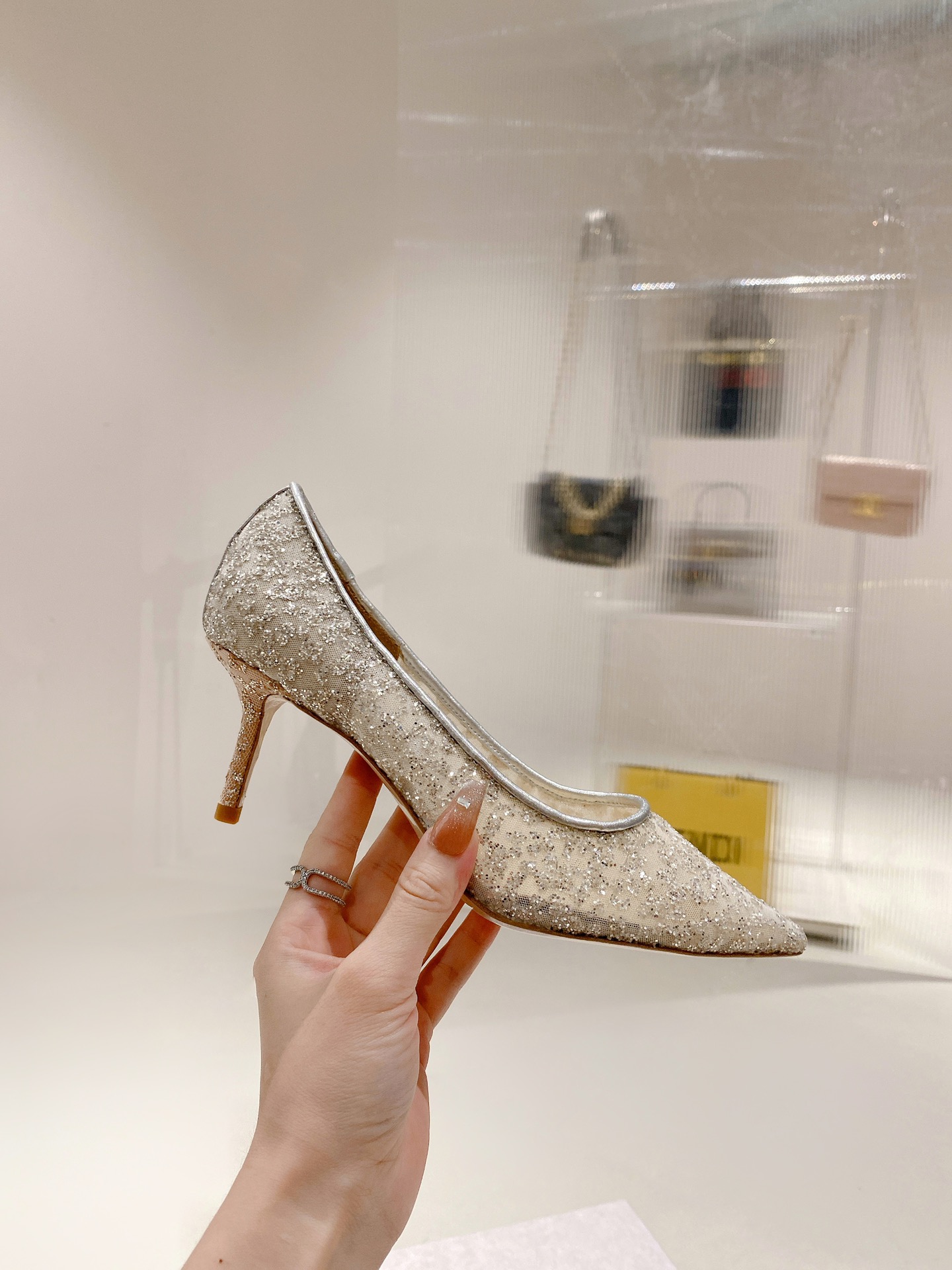 Туфли JIMMY CHOO на высоком каблуке из сетки, с острым носом и открытым носком, импортная сетка, кристаллизованная кожа ягненка полного зернения