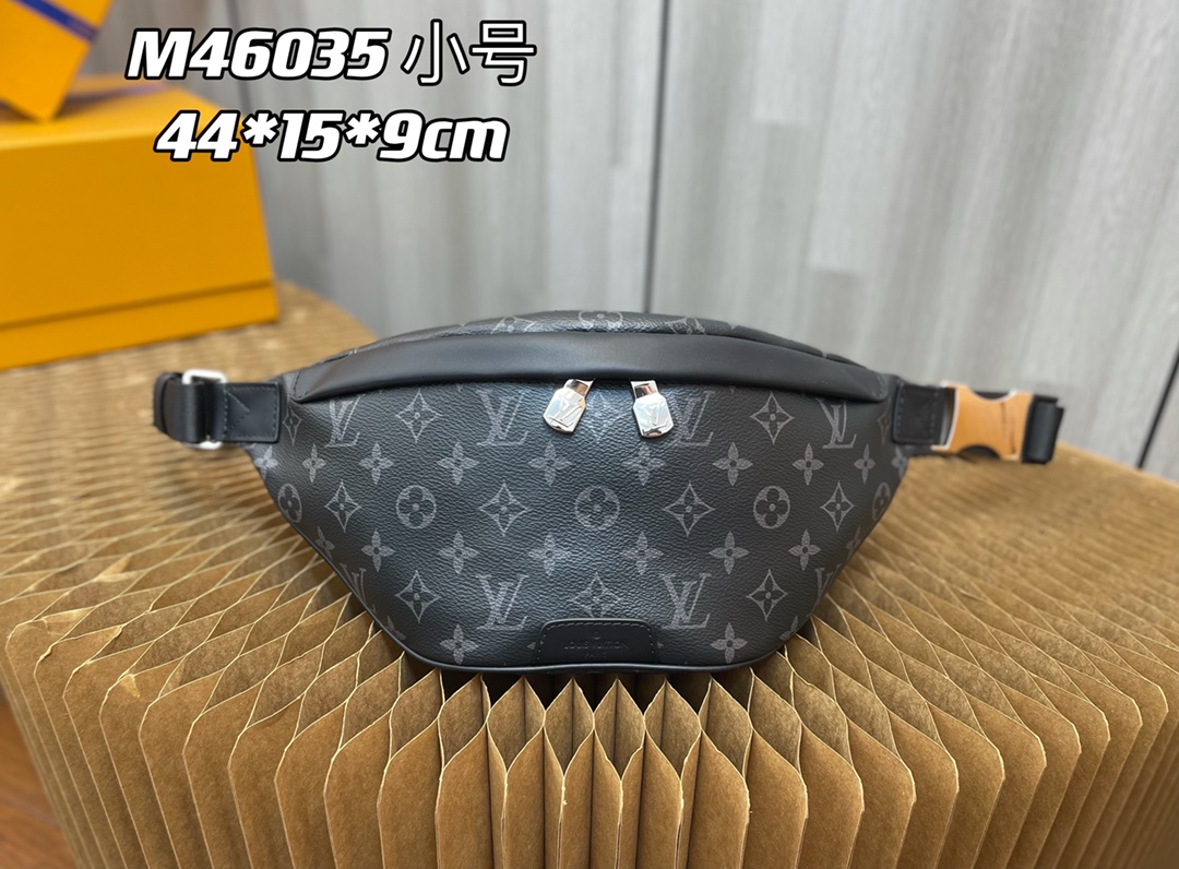 Louis Vuitton LV Discovery Luxury
 Belt Bags & Fanny Packs Black Monogram Canvas Fashion Casual M46035