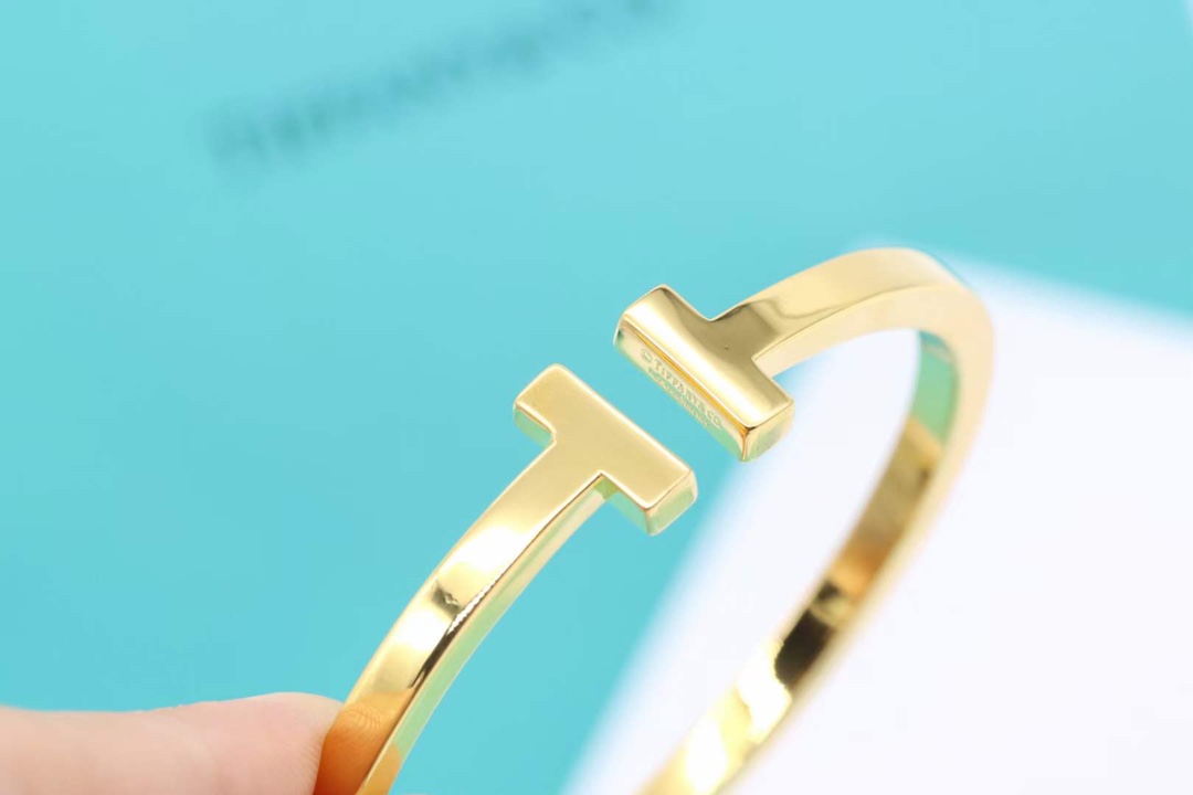 Tiffany & Co. Tiffany&Co.蒂芙尼 香槟金光面双T宽 手镯