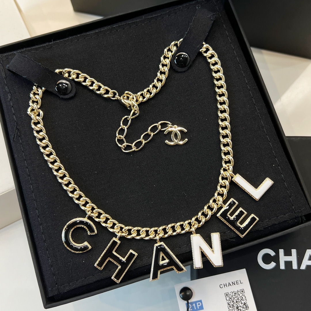 新款☑️CHANEL香奈儿珐琅滴油字母项链