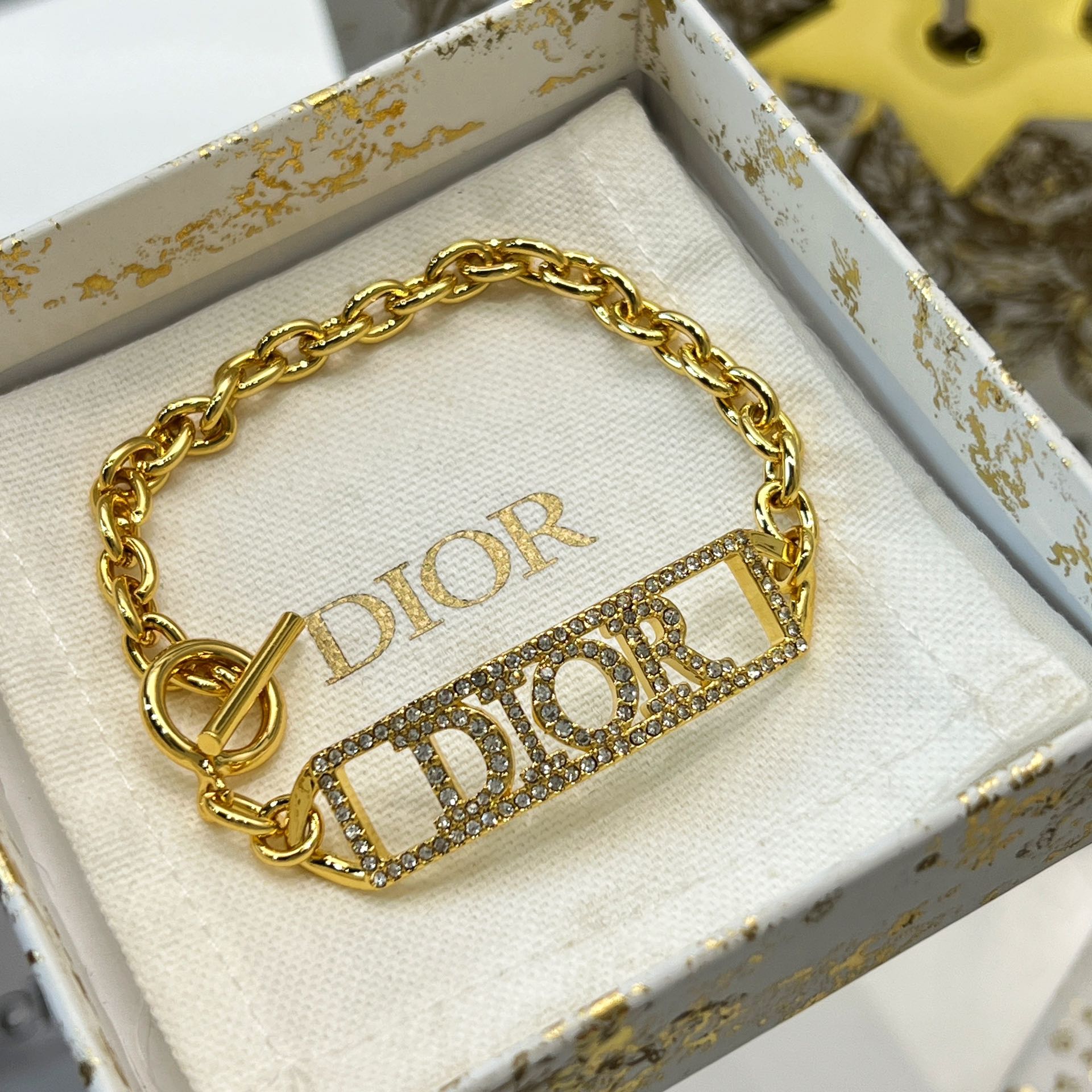 新款☑️DIOR迪奥满钻字母项链手链