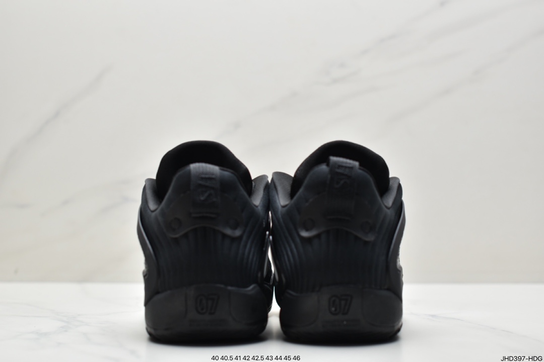 190 Nike Zoom KD15 全新的 Zoom KD 15使用了全掌＋前掌扇形重叠式气垫配置DM1056-700 DM1054-100