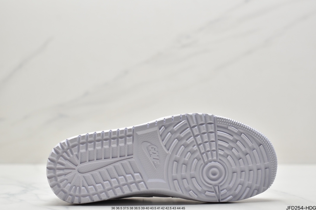 170 Air Jordan 1 Low AJ1乔1低帮休闲板鞋553558-128