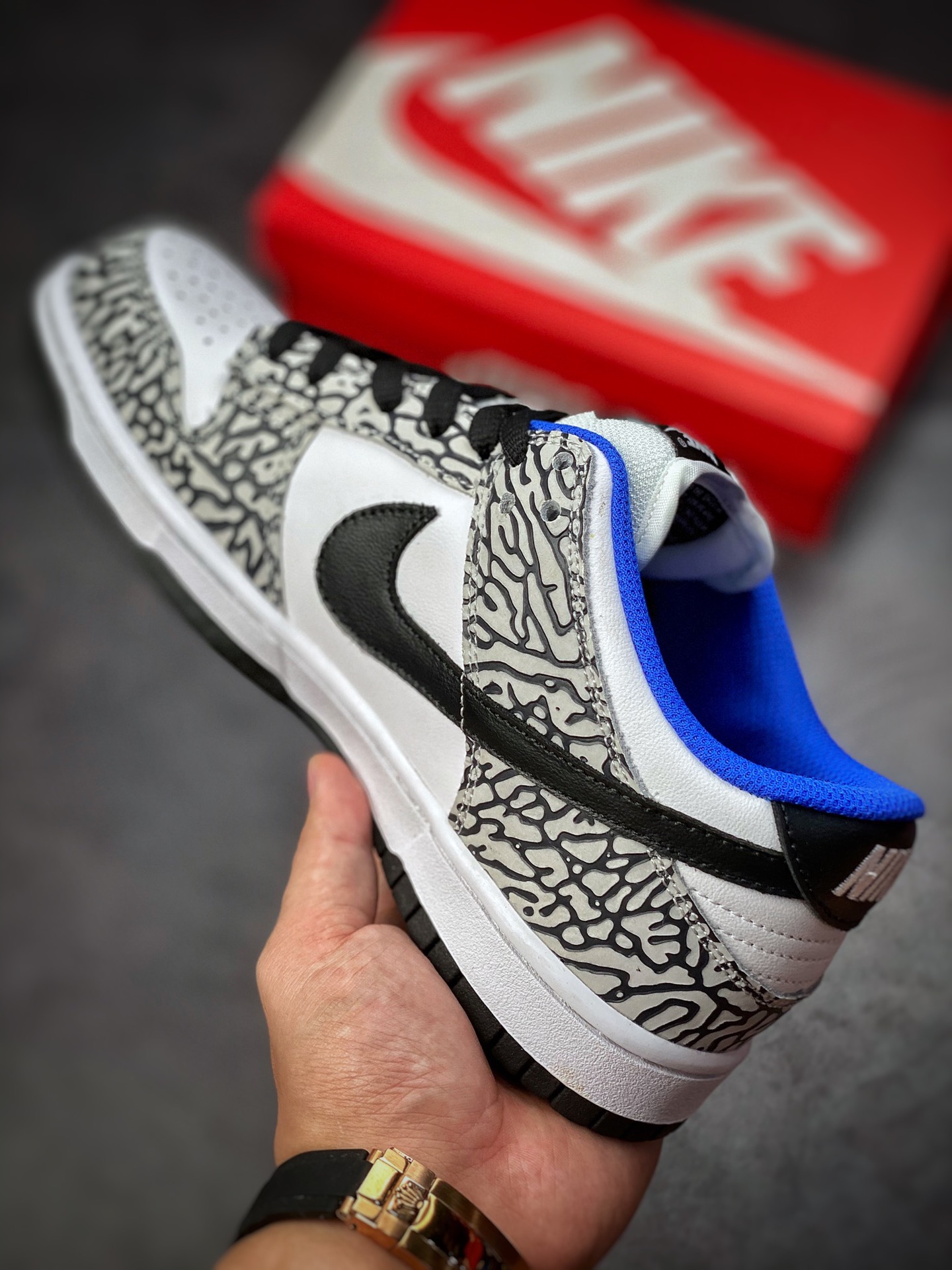 260 Nike SB Dunk Low 复刻白爆裂 304295-001
