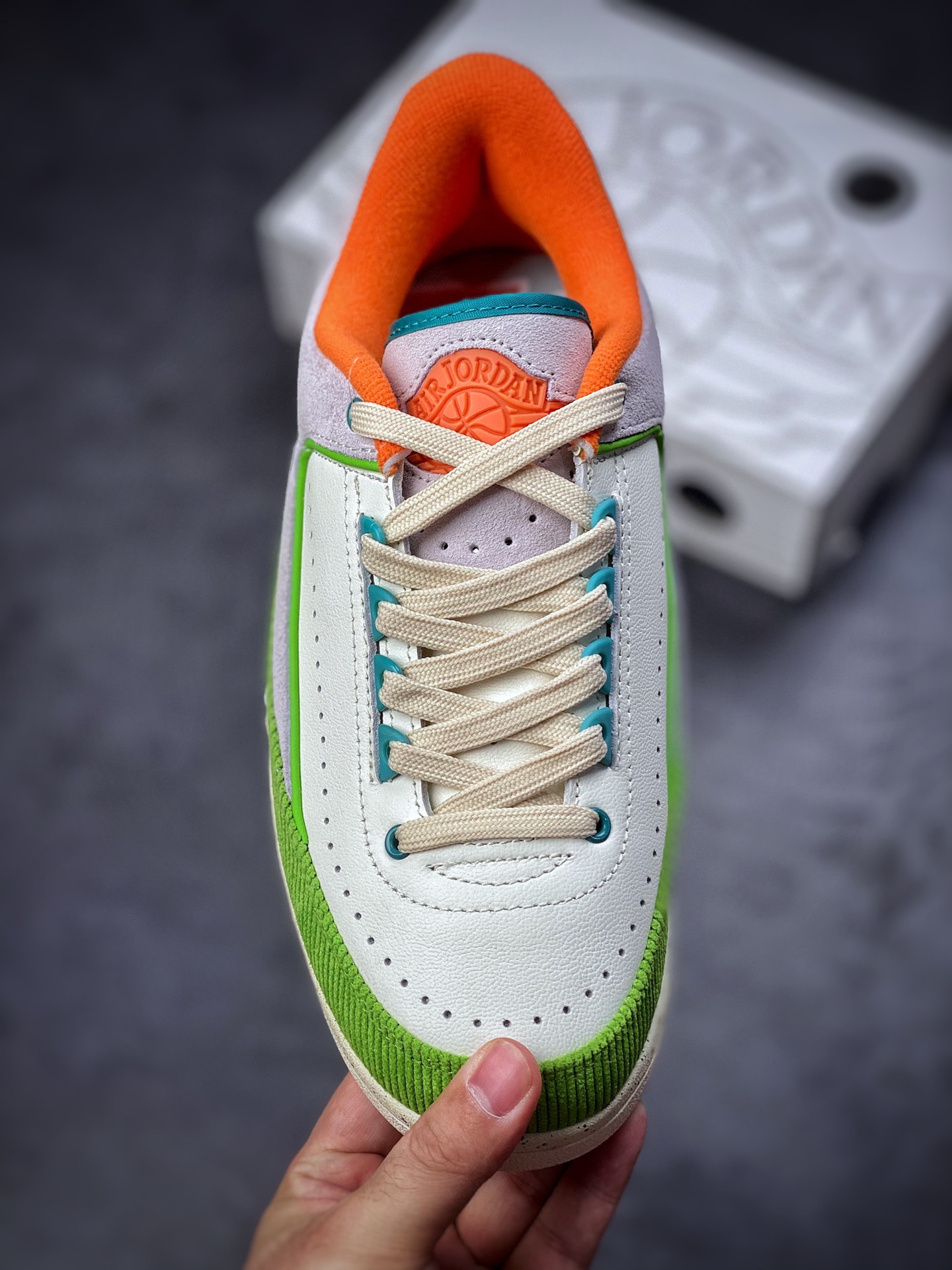 220 Off-White x Air Jordan AJ2 Low SP  联名款篮球鞋 透明原盒版本  DV6206-183