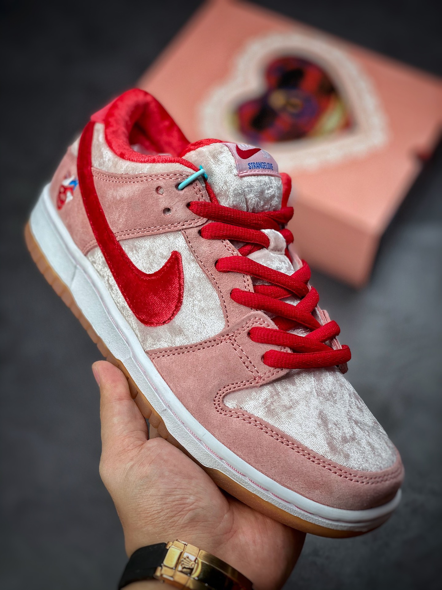 240 Nike SB Low Dunk Low x Strangelove 情人节 CT2552-800